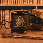 Date un tocco di magia alla vostra colazione con la tazza di Harry Potter a forma di calderone magico.