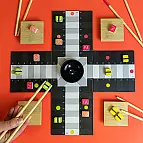 Gioco del parcheesi a forma di sushi