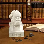 La figura di Marx è imponente