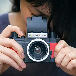 Konstruktor F: la fotocamera fai da te di Lomography