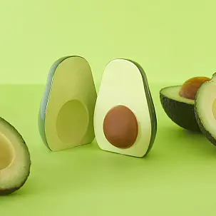 Porta sale e pepe a forma di avocado